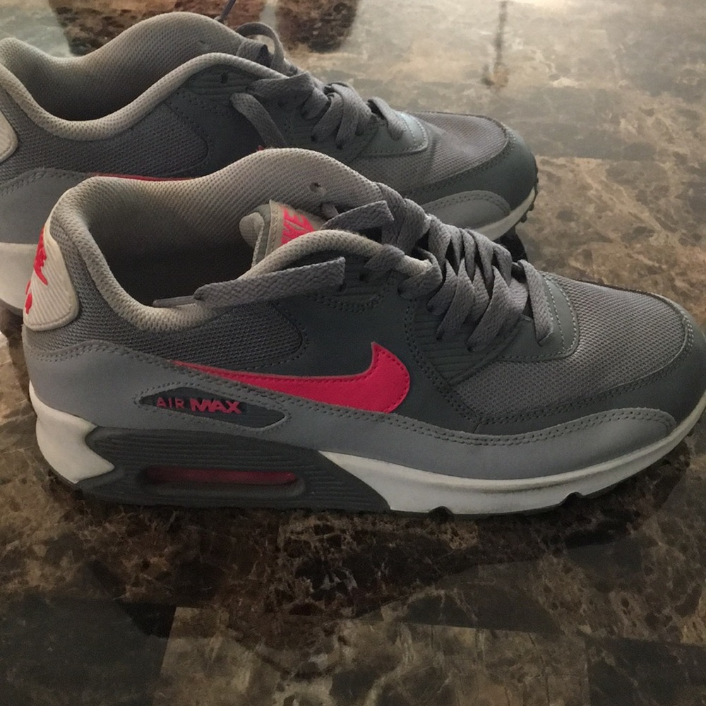 Nike Air Max.